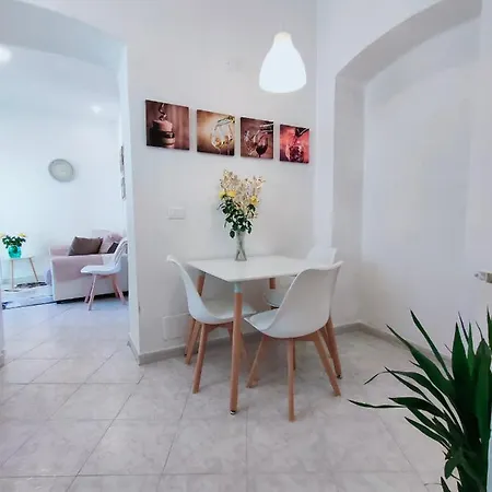Leni's House Appartement *